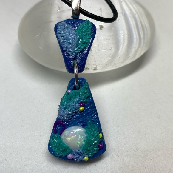 Handmade necklace - Picture 2 of 4